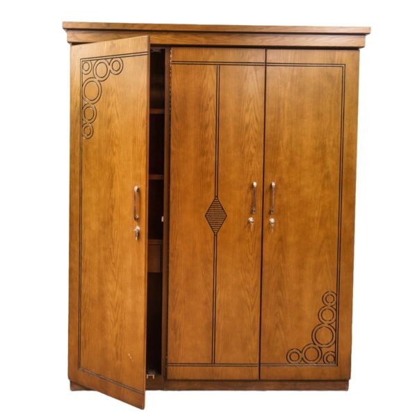 Diamond Panel Almirah